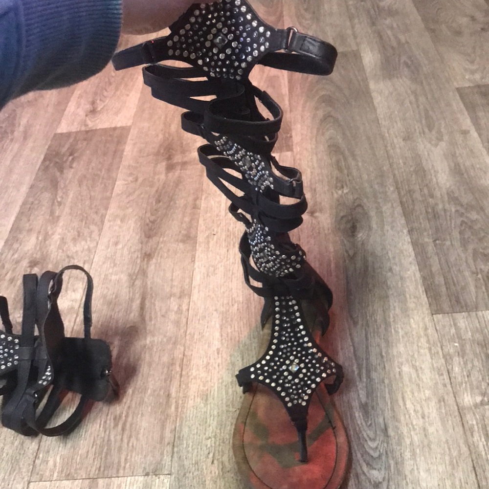 Womens sandals size 10